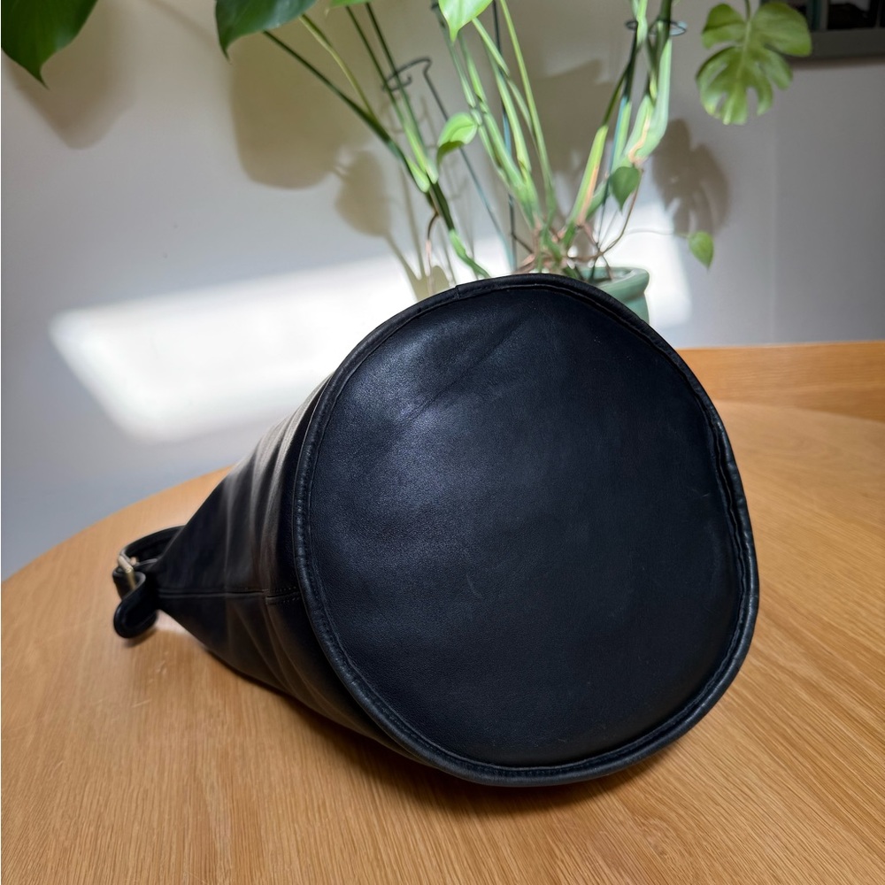 Coach Bucket Bag vintage old style black XL duffle overnight purse - Picture 7 of 10